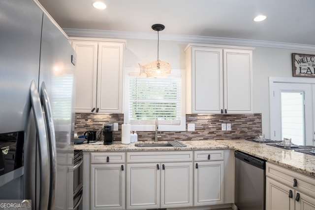 182 Twisting Hill Road SE, Eatonton, GA 31024