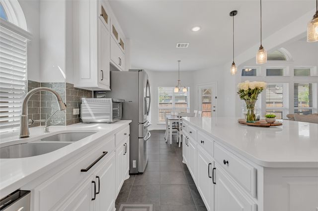 566 Long Meadow Drive, Haslet, TX 76052