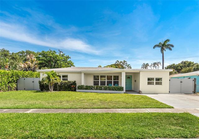 190 NE 21st St, Boca Raton, FL 33431