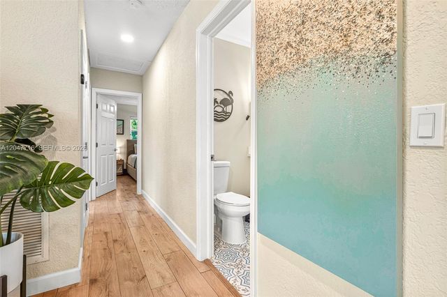 190 NE 21st St, Boca Raton, FL 33431