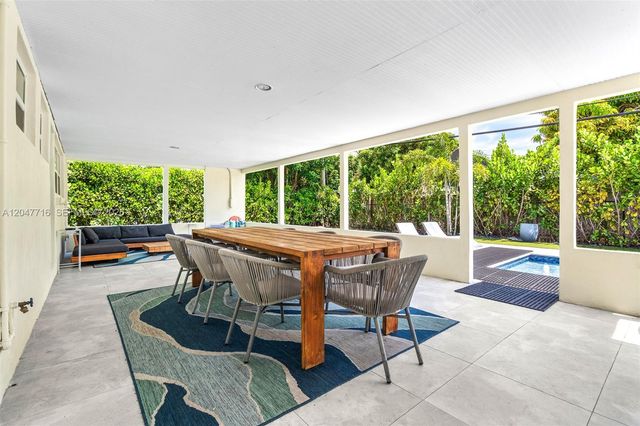 190 NE 21st St, Boca Raton, FL 33431