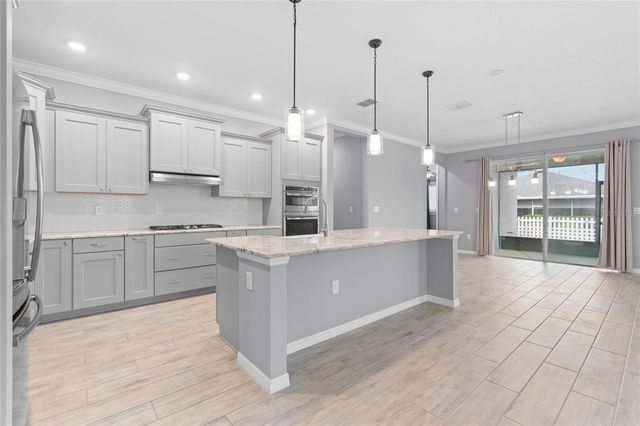 8865 SW 100TH AVENUE, Ocala, FL 34481