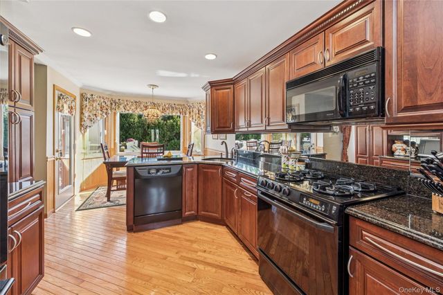 1201 Day Street, Seaford, NY 11783