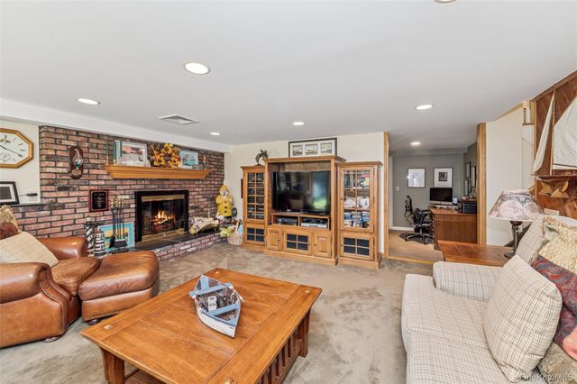 1201 Day Street, Seaford, NY 11783