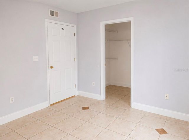 738 CREST PINES DRIVE 728, Orlando, FL 32828