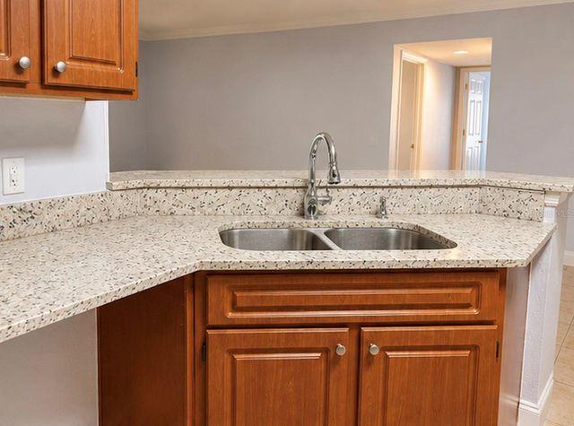 738 CREST PINES DRIVE 728, Orlando, FL 32828