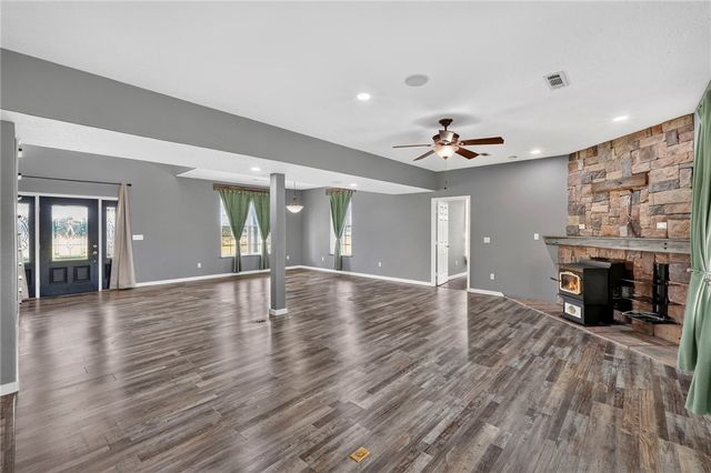 58499 S 700 Road, Watts, OK 74964