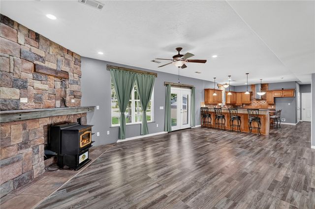 58499 S 700 Road, Watts, OK 74964