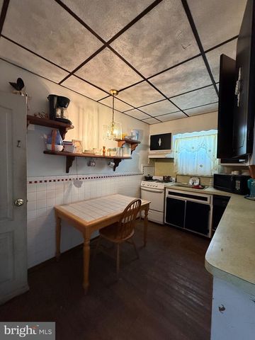 7230 JACKSON ST, Philadelphia, PA 19135