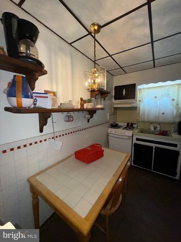 7230 JACKSON ST, Philadelphia, PA 19135