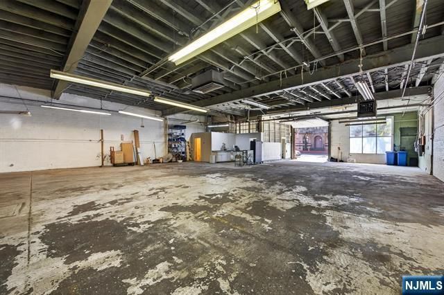 338 Montgomery Street, Jersey City, NJ 07302