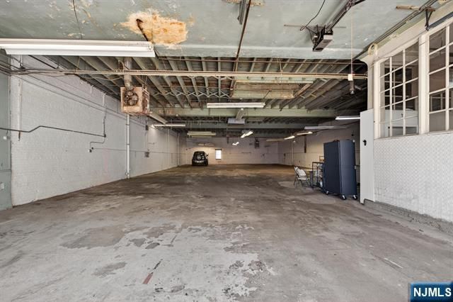 338 Montgomery Street, Jersey City, NJ 07302
