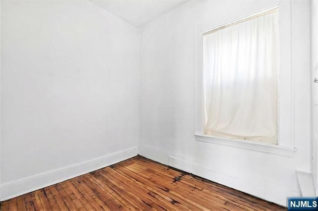 338 Montgomery Street, Jersey City, NJ 07302
