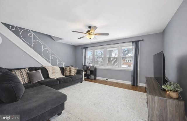 1424 BLACKROCK RD, Swarthmore, PA 19081