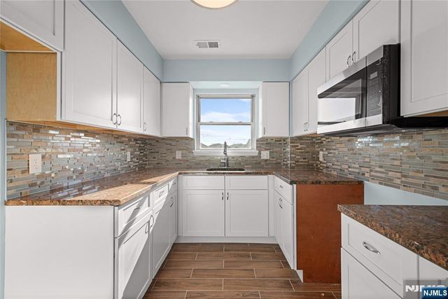 219-221 Clinton Place, Newark, NJ 07112