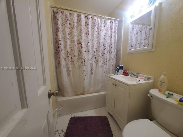 10040 SW 170th Ter, Miami, FL 33157