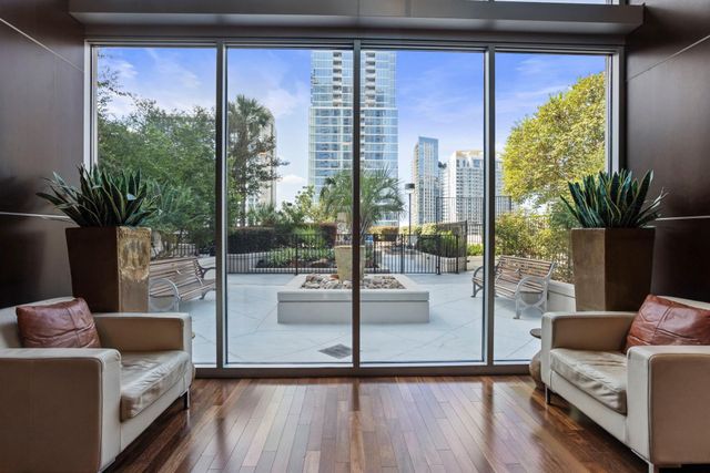 360 Nueces ST 1416, Austin, TX 78701