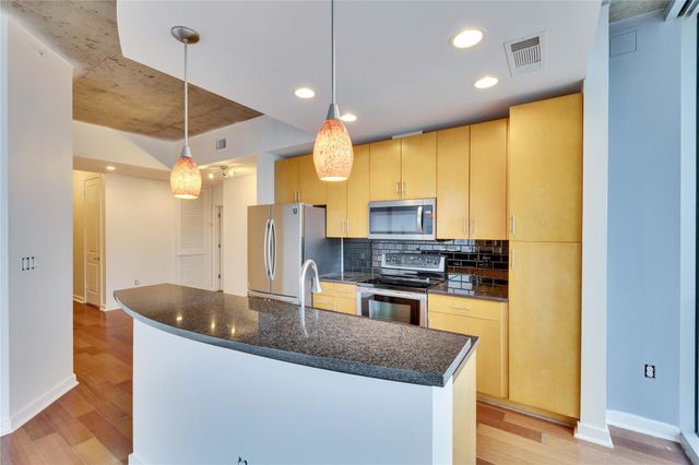 360 Nueces ST 1416, Austin, TX 78701
