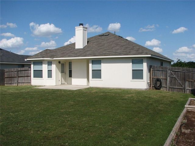 123 Bayliss ST, Hutto, TX 78634