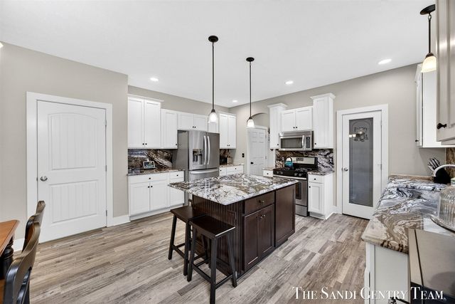 14953 Bignell Drive, Grand Haven, MI 49417