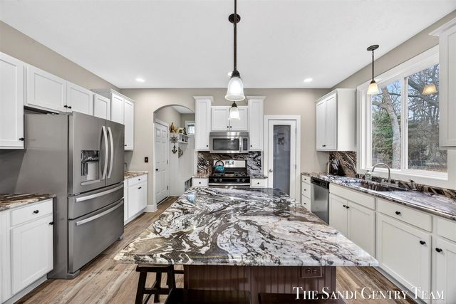 14953 Bignell Drive, Grand Haven, MI 49417