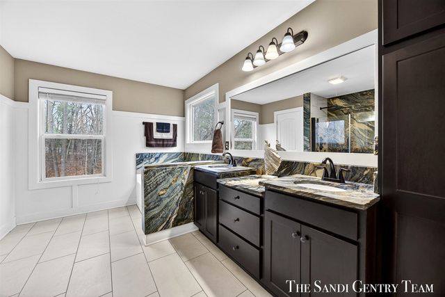 14953 Bignell Drive, Grand Haven, MI 49417