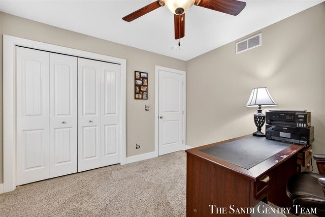 14953 Bignell Drive, Grand Haven, MI 49417