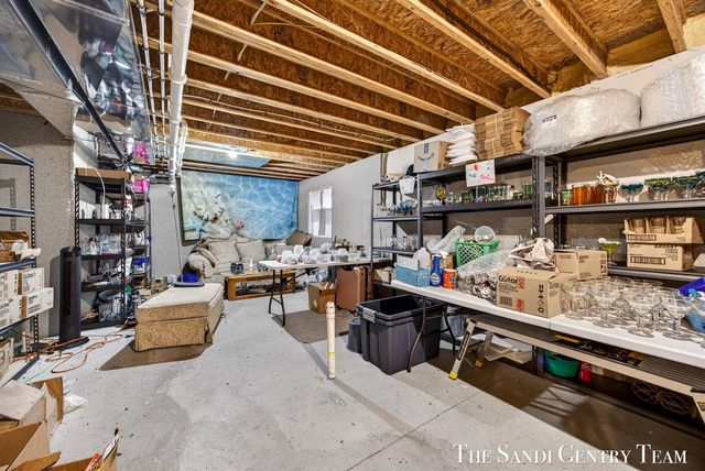 14953 Bignell Drive, Grand Haven, MI 49417