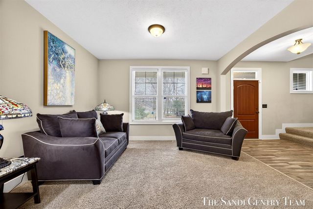 14953 Bignell Drive, Grand Haven, MI 49417