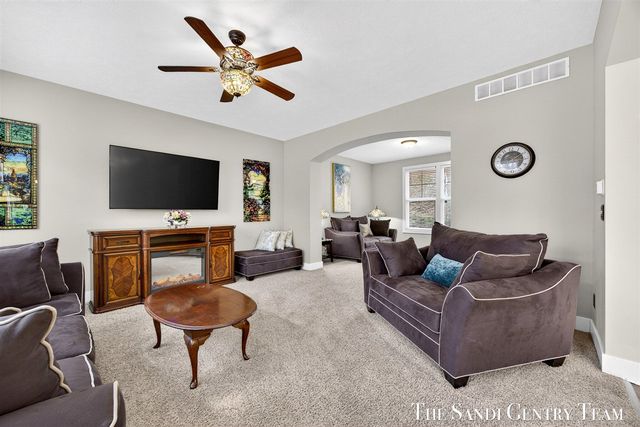 14953 Bignell Drive, Grand Haven, MI 49417