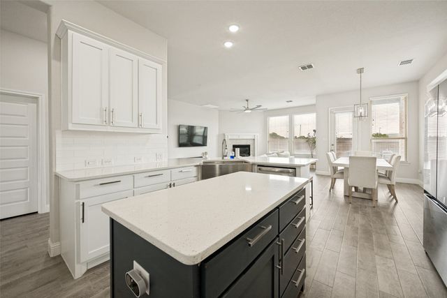 523 William Court, Arlington, TX 76002