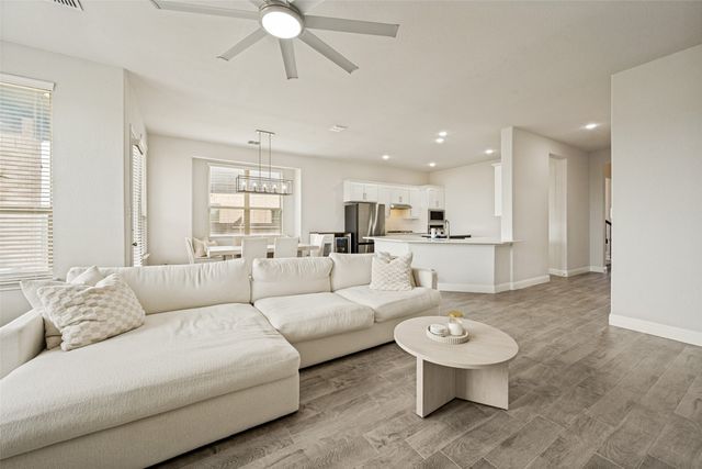 523 William Court, Arlington, TX 76002