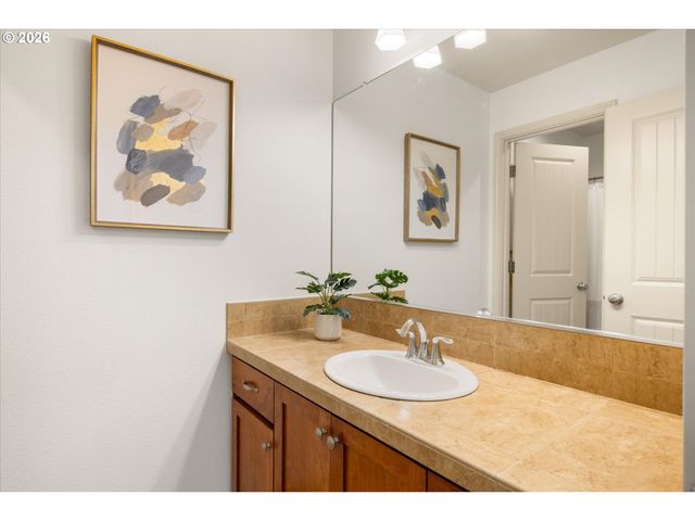 4870 Nw OLIVARES Ter, Portland, OR 97229
