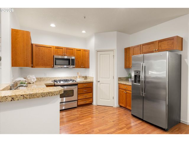 4870 Nw OLIVARES Ter, Portland, OR 97229