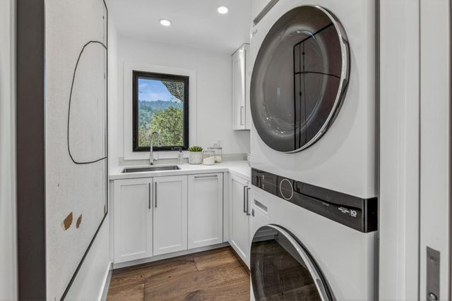 1390 Westridge Drive, Portola Valley, CA 94028