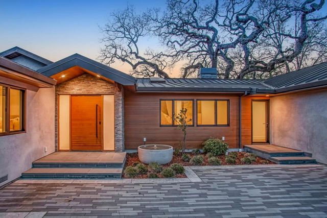 1390 Westridge Drive, Portola Valley, CA 94028