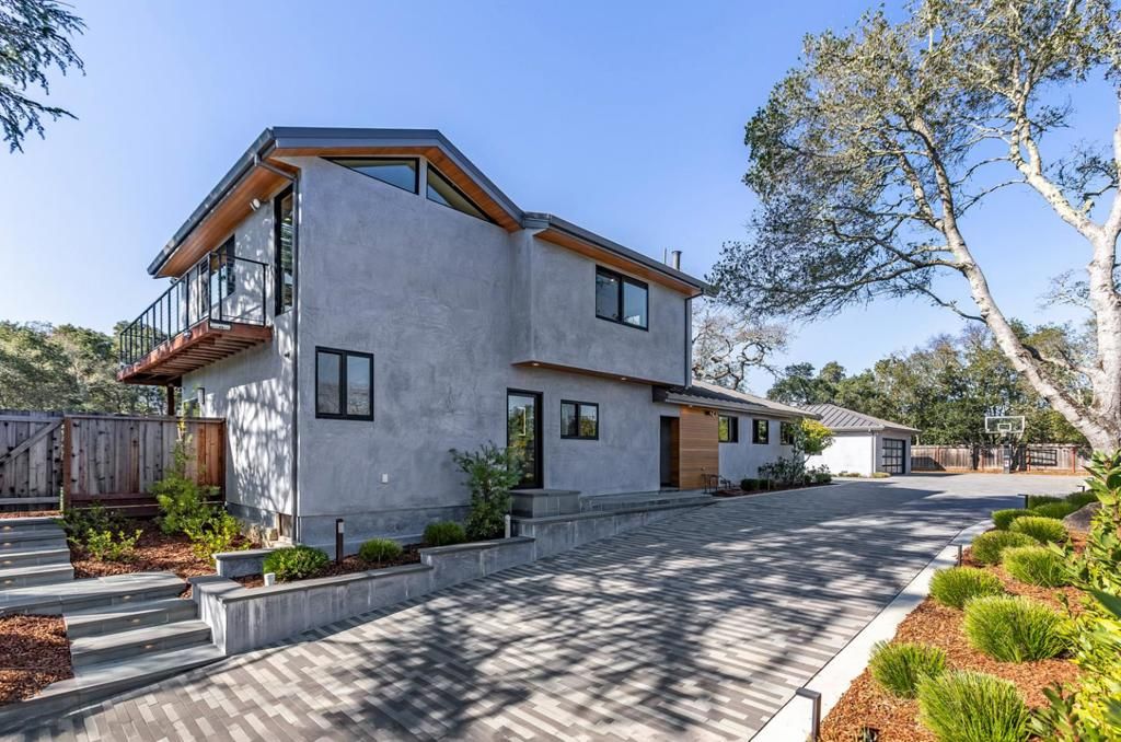 Image 38 of property listing at 1390 Westridge Drive, Portola Valley, CA 94028