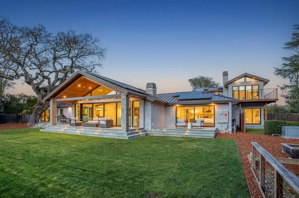 Image 48 of property listing at 1390 Westridge Drive, Portola Valley, CA 94028