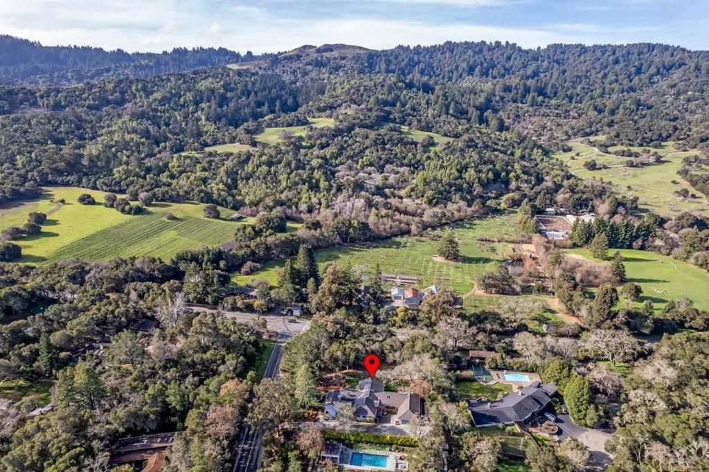 Image 53 of property listing at 1390 Westridge Drive, Portola Valley, CA 94028