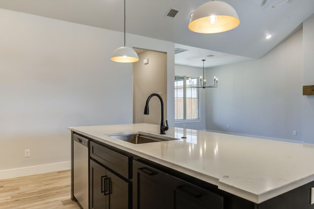 6914 13th Street, Lubbock, TX 79416