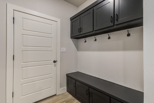 6914 13th Street, Lubbock, TX 79416