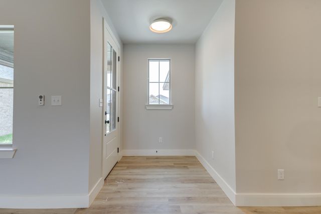 6914 13th Street, Lubbock, TX 79416