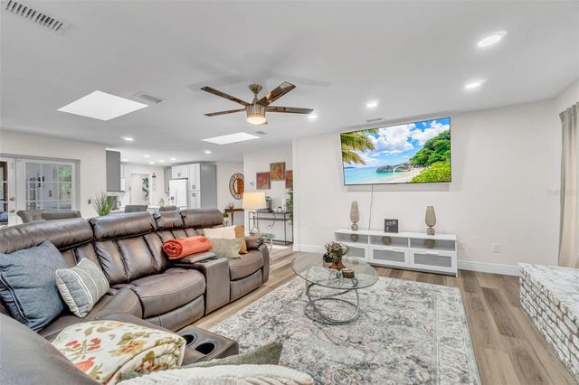 102 OLD HICKORY COURT, Longwood, FL 32750