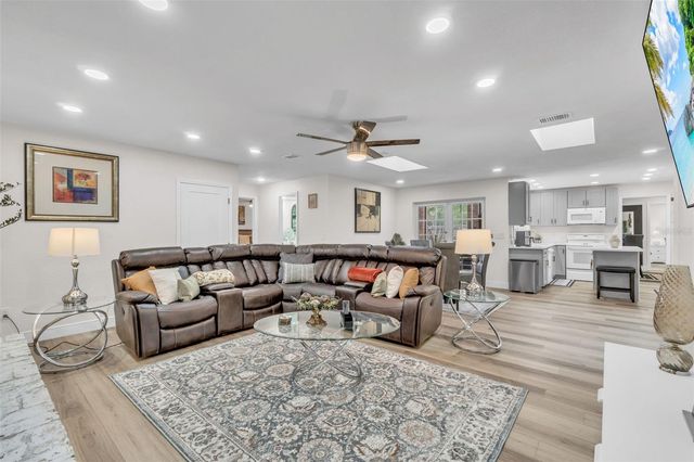 102 OLD HICKORY COURT, Longwood, FL 32750