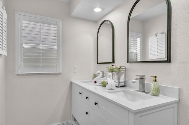 102 OLD HICKORY COURT, Longwood, FL 32750