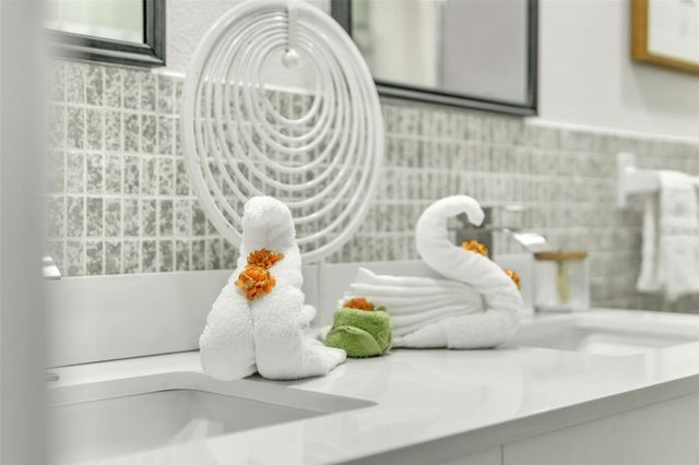 102 OLD HICKORY COURT, Longwood, FL 32750