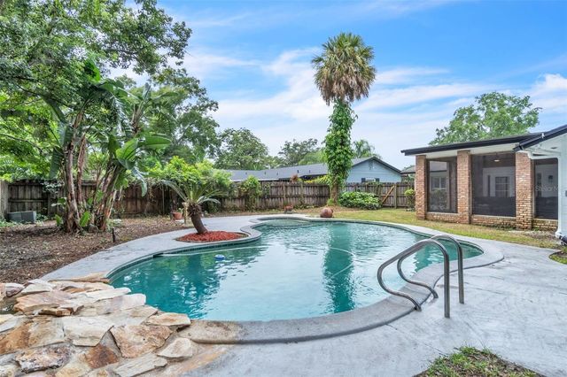 102 OLD HICKORY COURT, Longwood, FL 32750