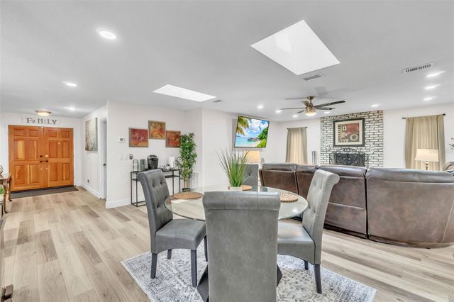 102 OLD HICKORY COURT, Longwood, FL 32750