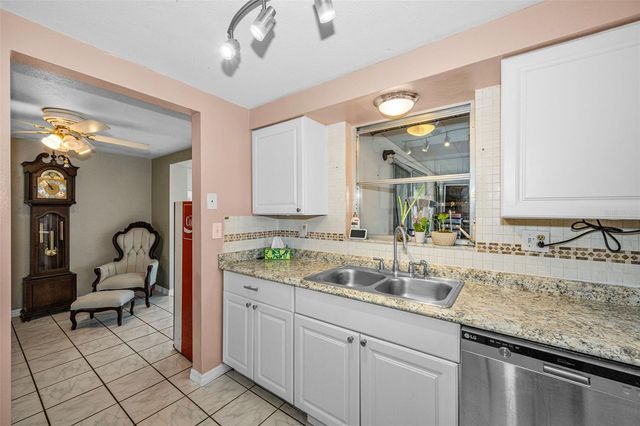 1131 ROYALWOOD DRIVE, Holiday, FL 34690