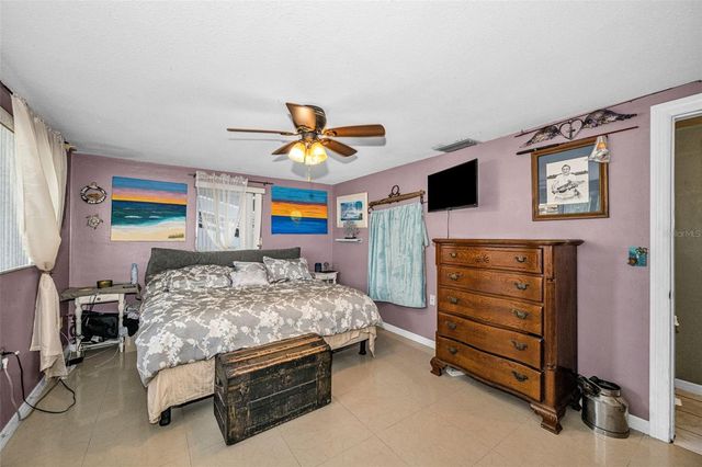 1131 ROYALWOOD DRIVE, Holiday, FL 34690